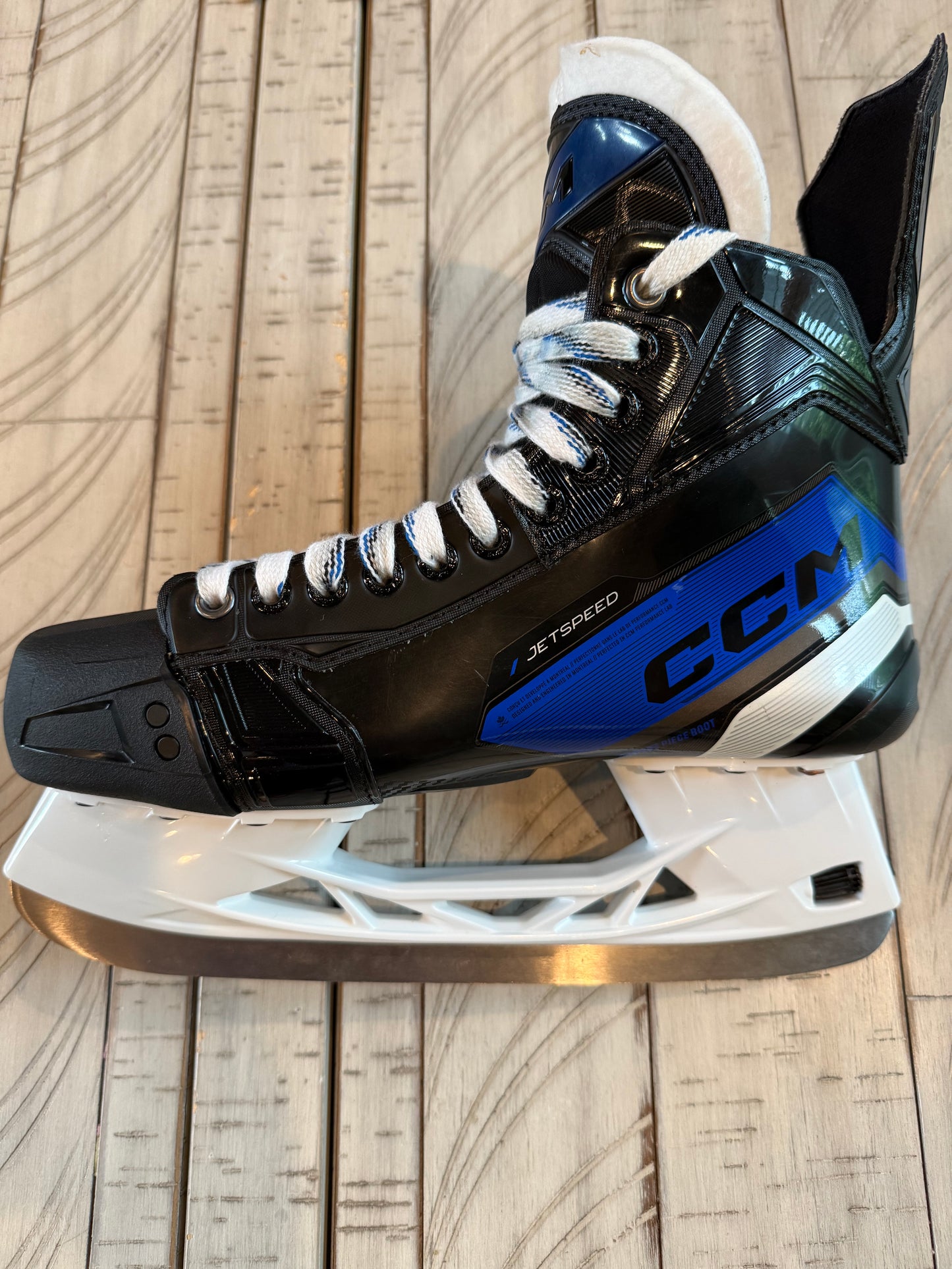CCM JetSpeed Xtra Hockey Skates Size 10.5 Wide