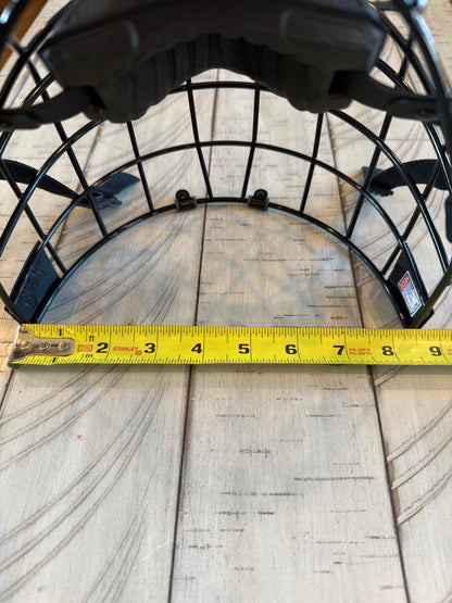 New CCM FM580 Cage Size Senior Large