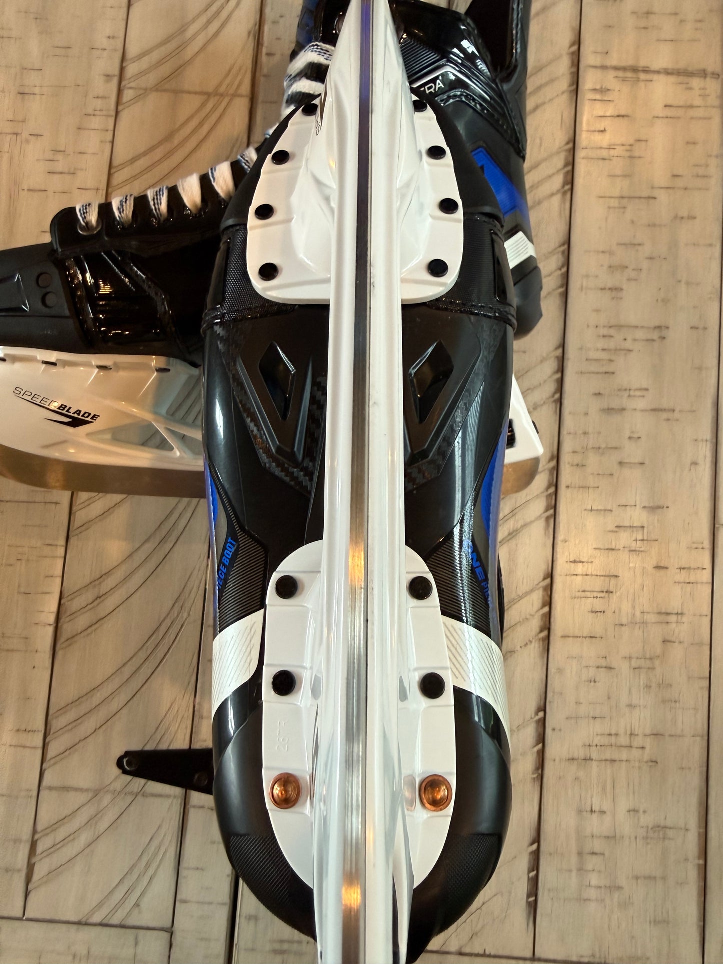 CCM JetSpeed Xtra Hockey Skates Size 10.5 Wide