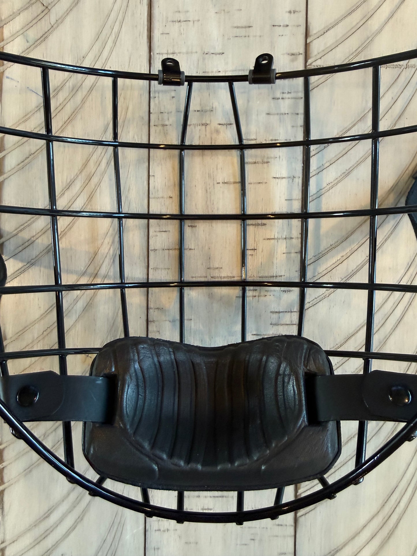 New CCM FM580 Cage Size Senior Large