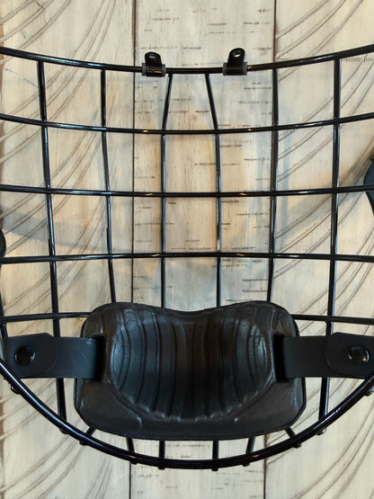 New CCM FM580 Cage Size Senior Large